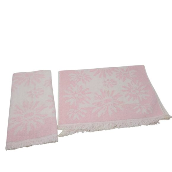 2 PC Vintage Floral Towels Cotton Pink Polka Dots MCM Retro 60s 70s Flaw - Picture 1 of 4